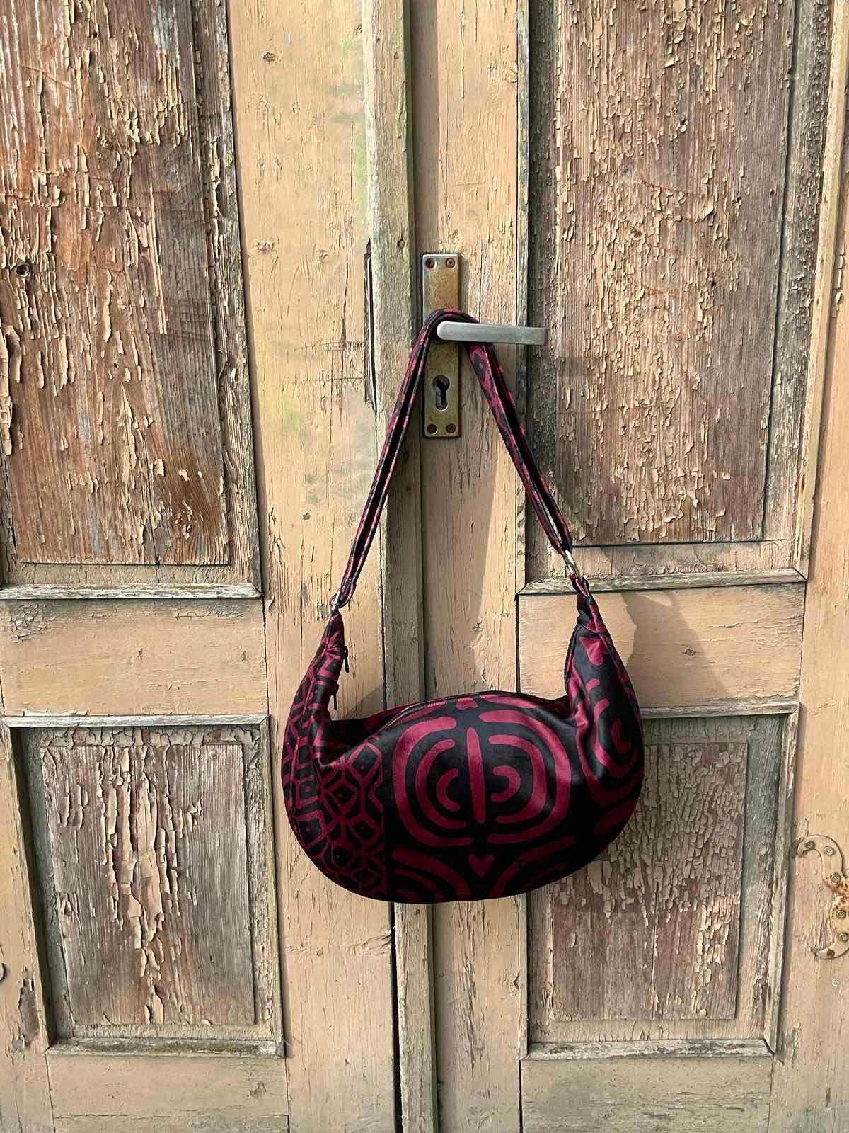 Hobo Bag - Burgundy Pattern