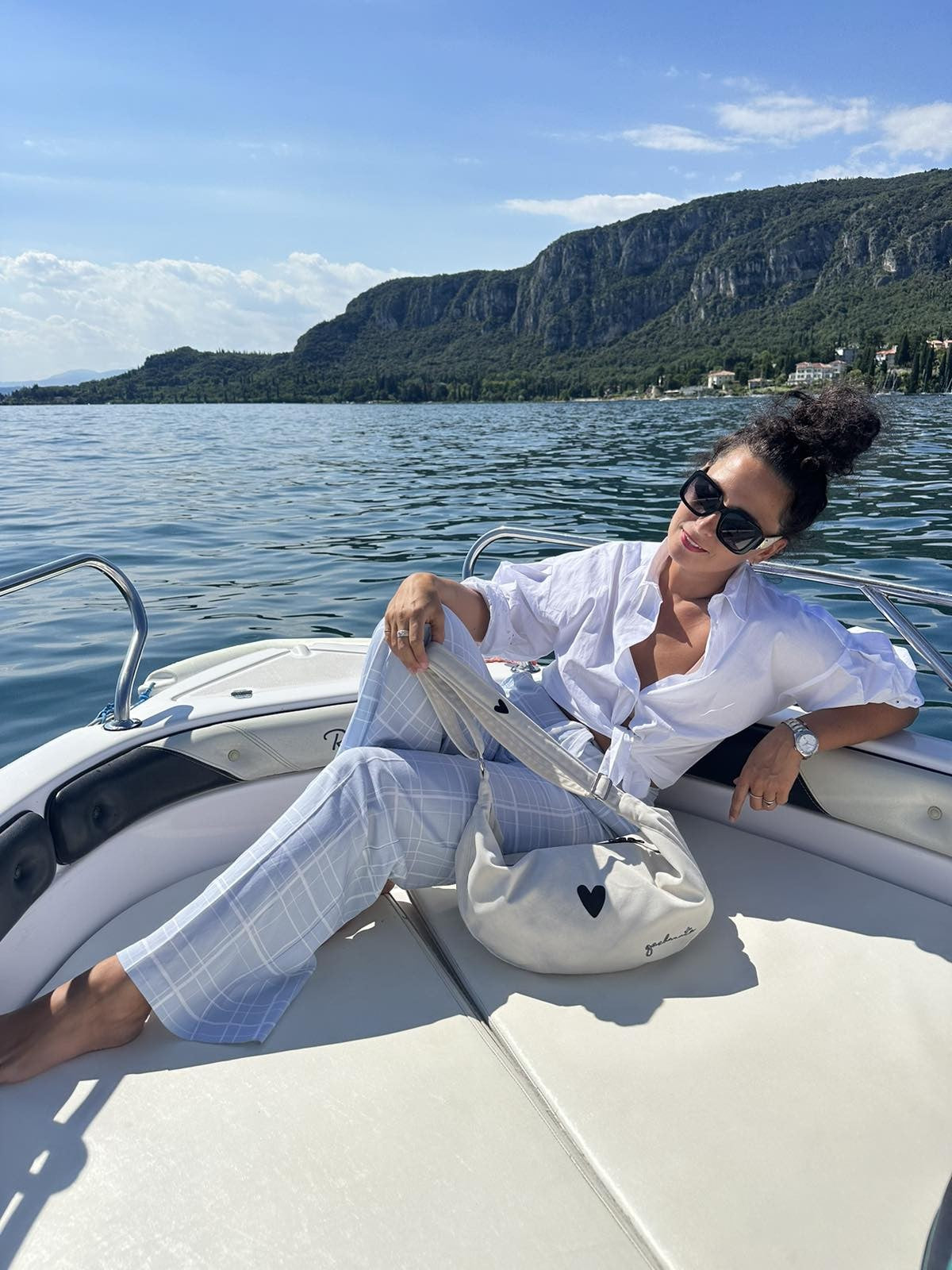 Hobo Bag Heart - White