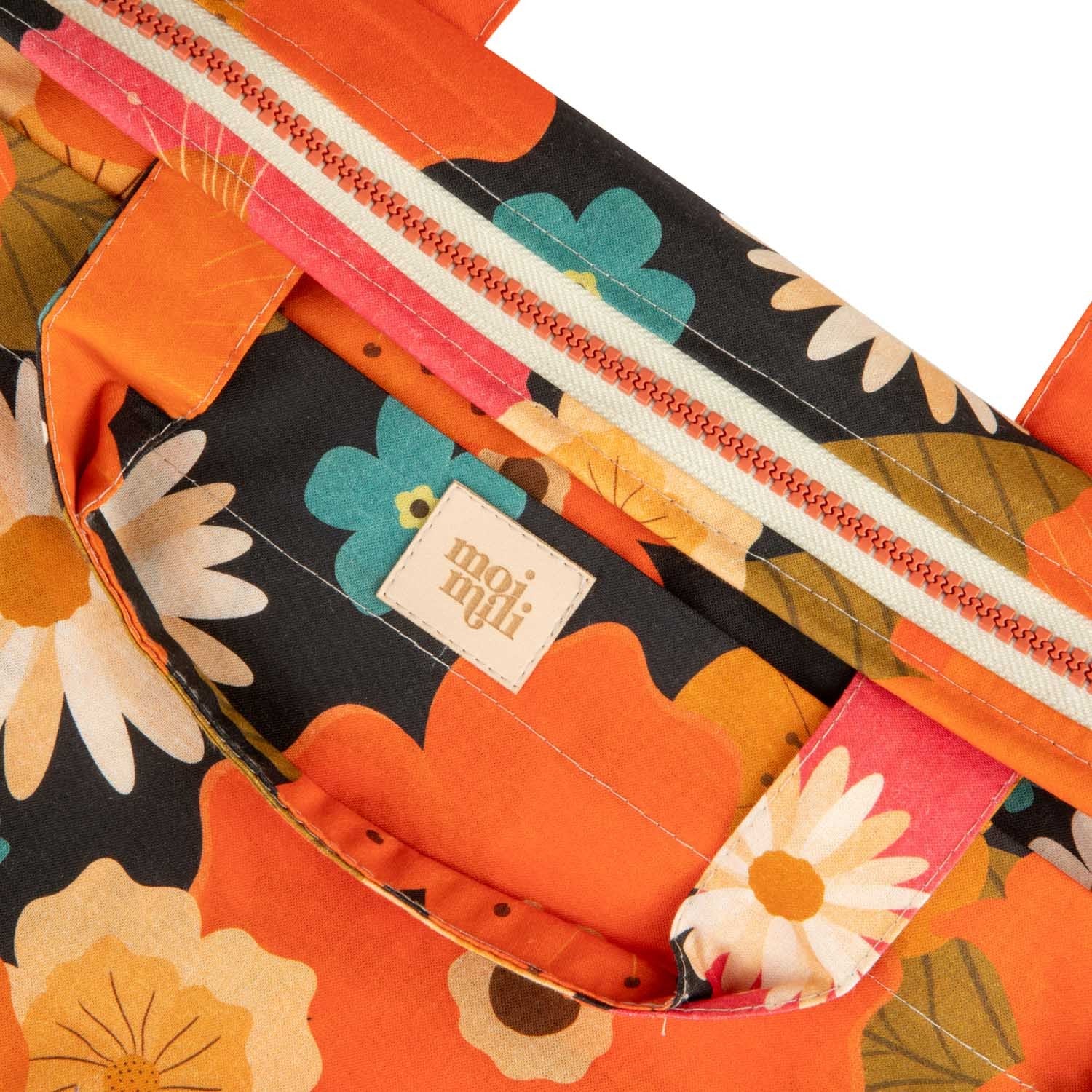 Large Make-Up Bag - Picnic With Flowers