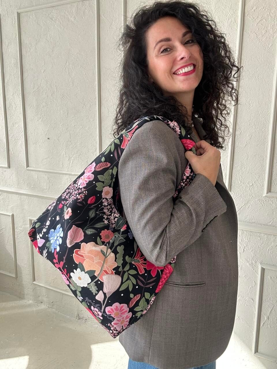 Moon Bag - Curly Summer Night