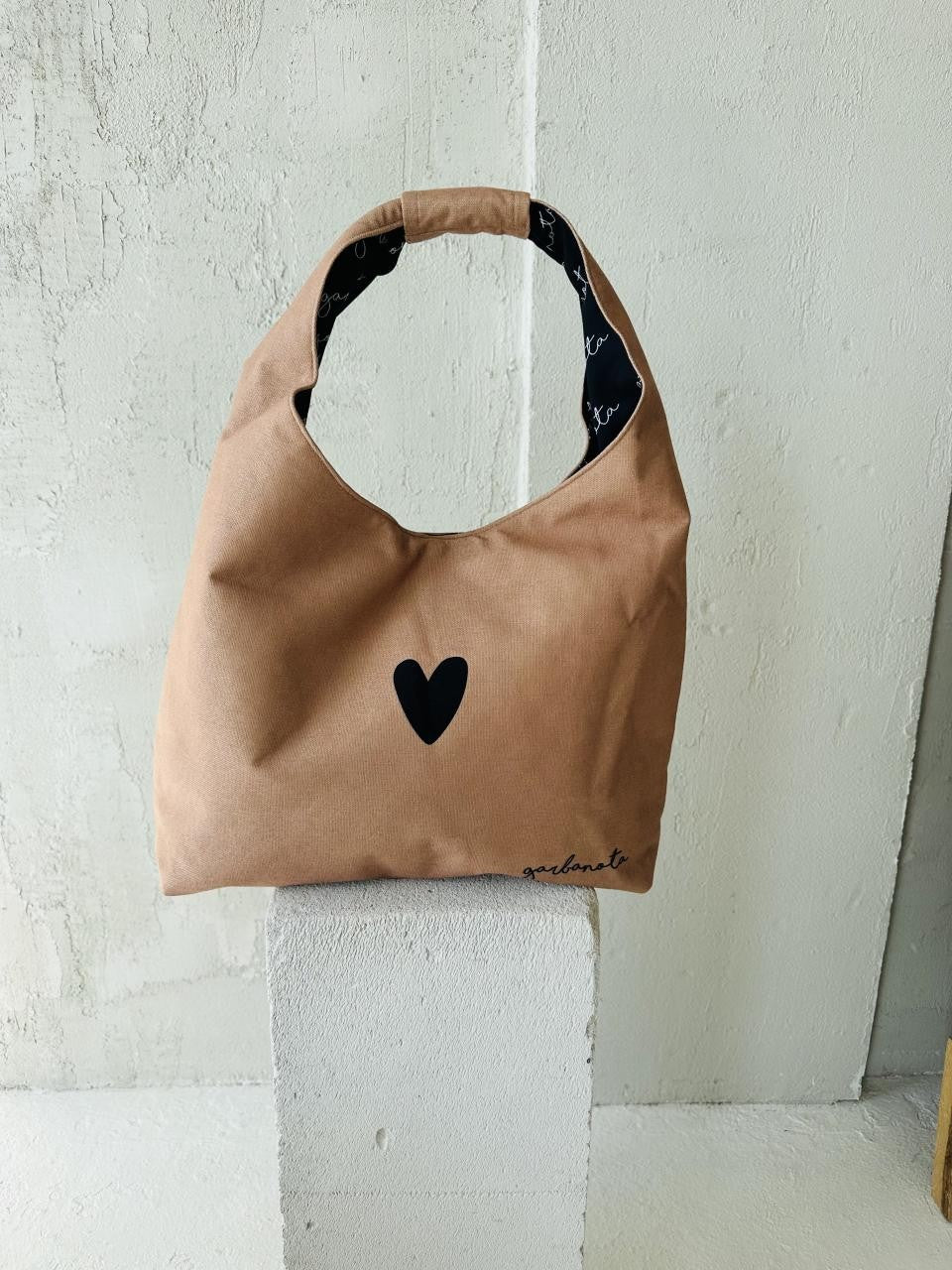 Moon Bag Heart - Cream
