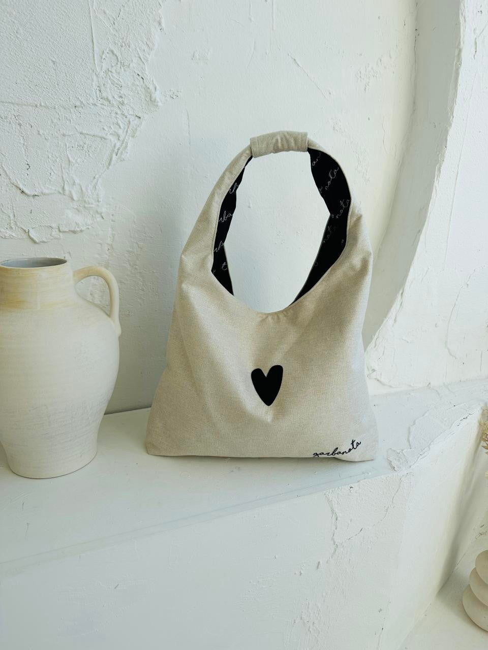 Moon Bag Heart - White